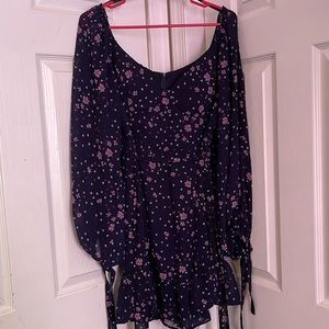 Gorgeous dress sweetheart neck with tie belt tie wrists free feel - Size 13/14